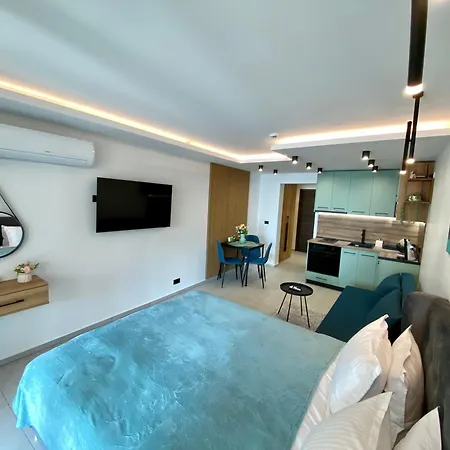 Deep Blue Horizon By The Sea Apartamento Balchik