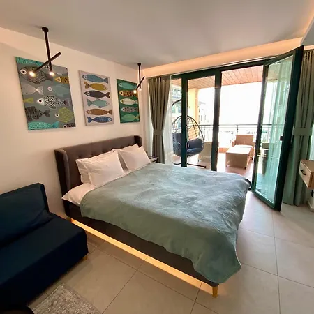 Deep Blue Horizon By The Sea Apartamento Balchik