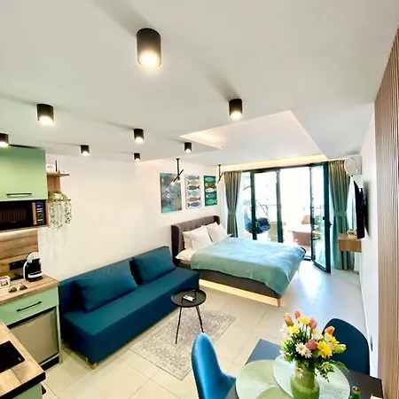 Deep Blue Horizon By The Sea Apartamento *